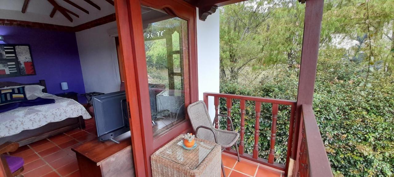 Casa Hotel San Pedro Вилья-де-Лейва Экстерьер фото