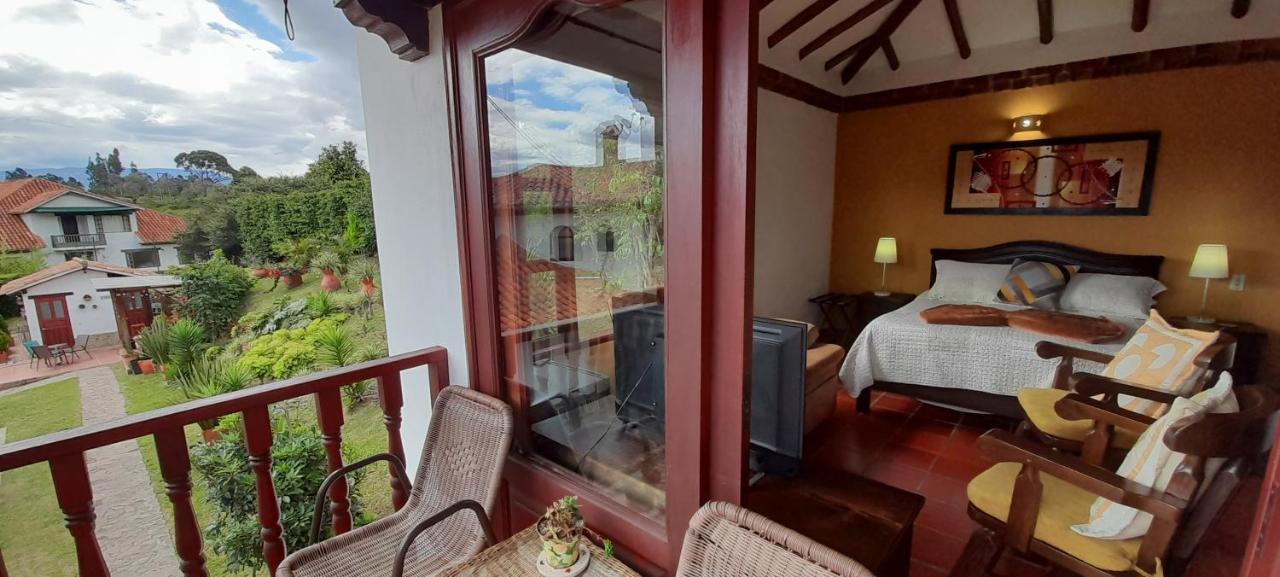 Casa Hotel San Pedro Вилья-де-Лейва Экстерьер фото