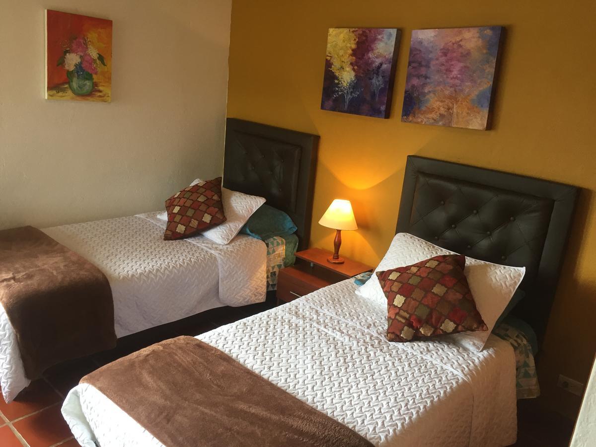 Casa Hotel San Pedro Вилья-де-Лейва Экстерьер фото